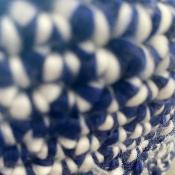 Handmade Round Basket - Picture 6 of 6